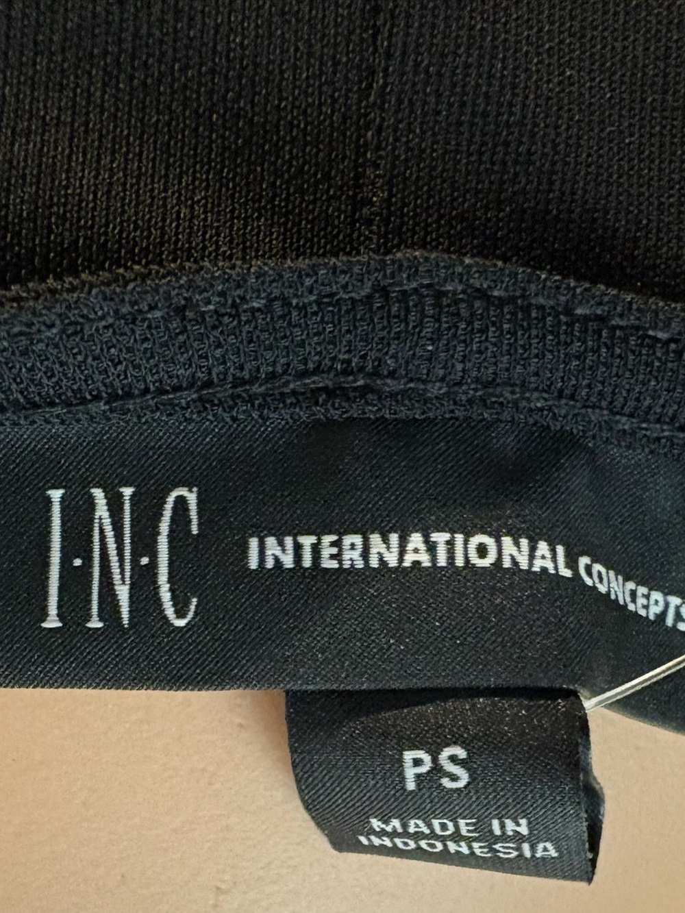 ✨ INC International Concepts Black Wrap Dress ✨ NWT - Picture 4 of 8